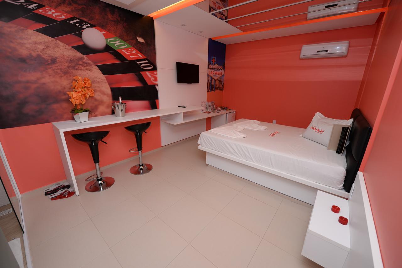 Motel Premium (Adults Only) บาร์บาลญา ภายนอก รูปภาพ